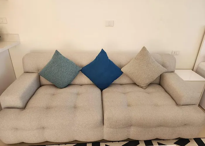 Studil For Rent In The View 608 Apartment